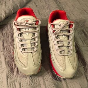 Air max 95s